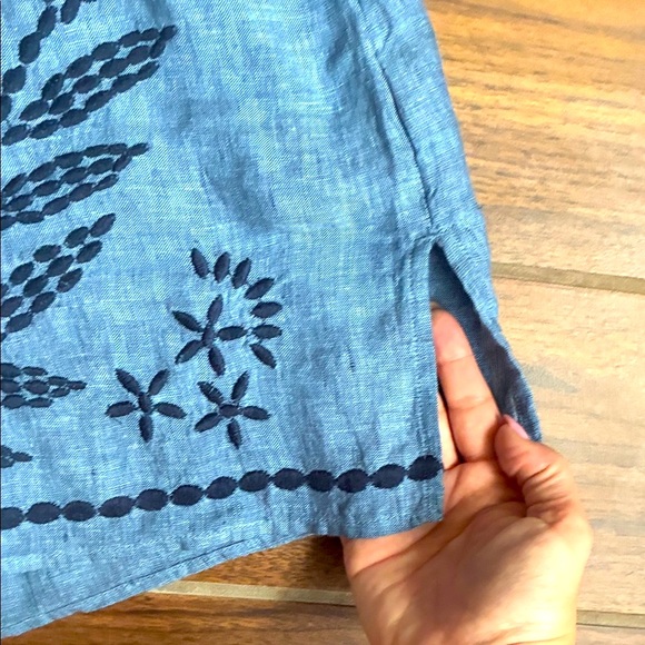 Charter Club Blue Linen Floral Tunic - Picture 4 of 5